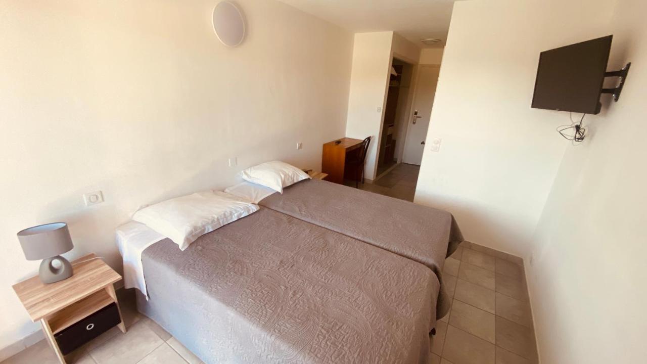 Peymeinade Hotel De La Poste מראה חיצוני תמונה