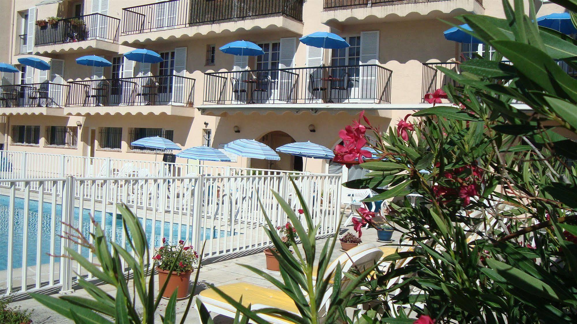 Peymeinade Hotel De La Poste מראה חיצוני תמונה